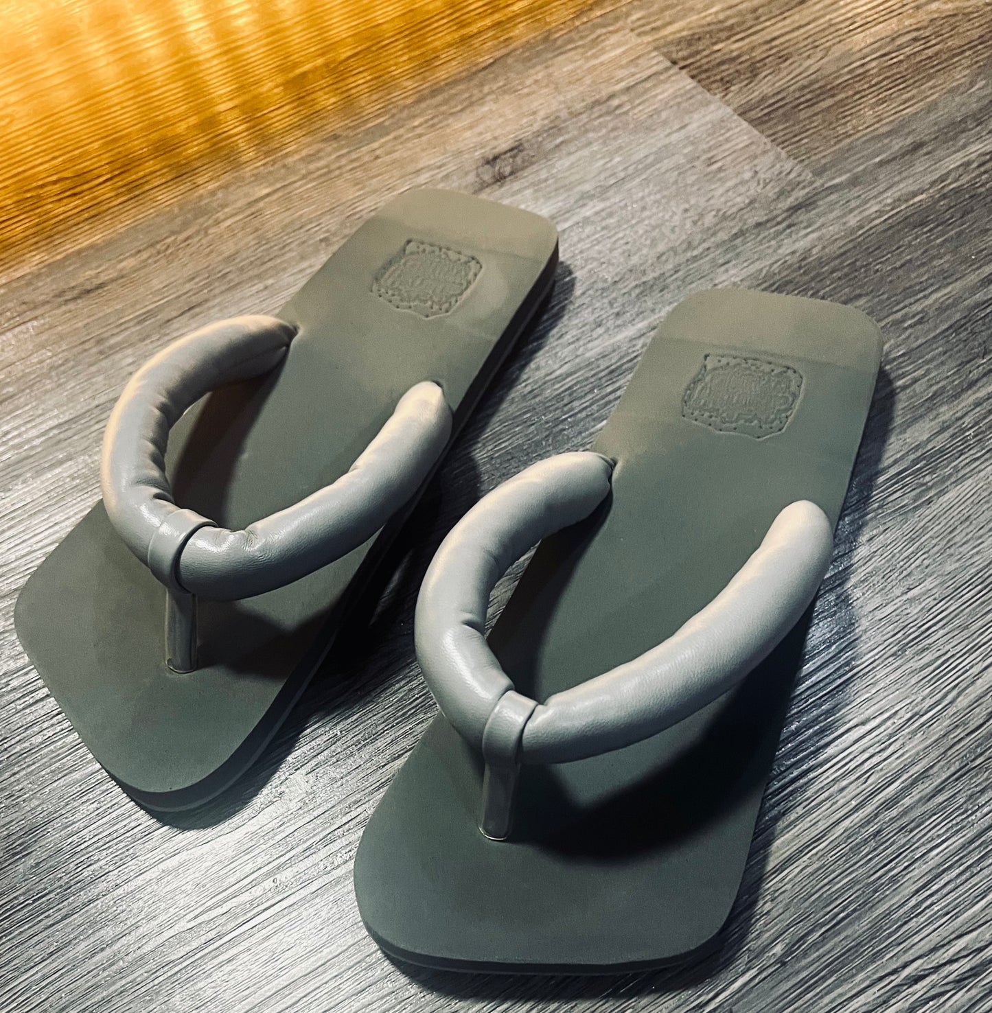 Leather Flip Flop Slip-ons